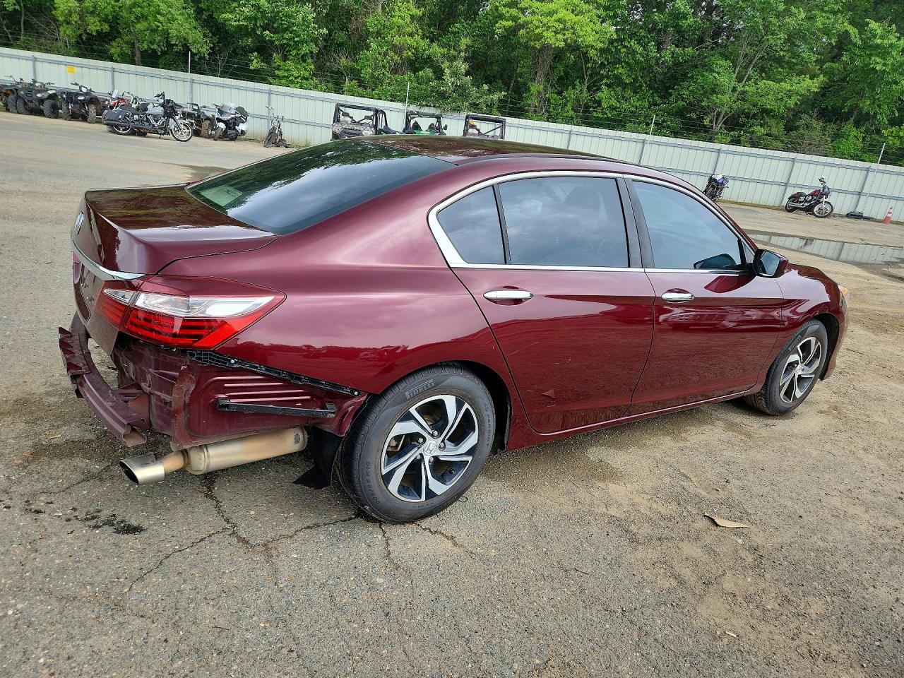 2017 HONDA ACCORD LX photo 7