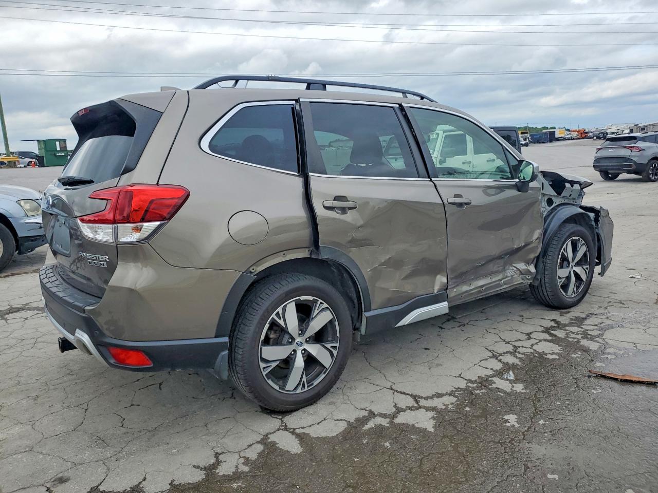 2020 SUBARU FORESTER TOURING photo 7