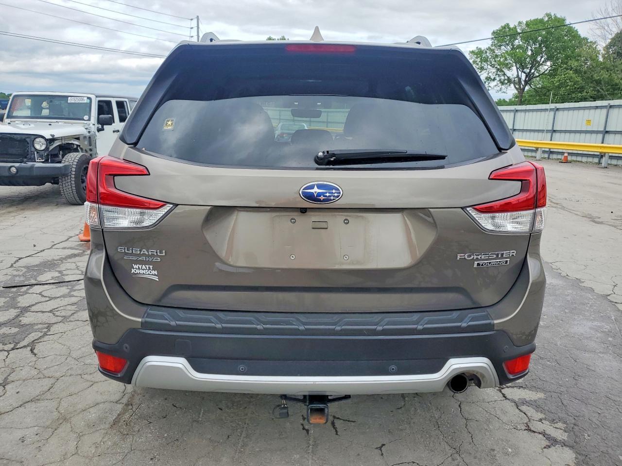 2020 SUBARU FORESTER TOURING photo 16