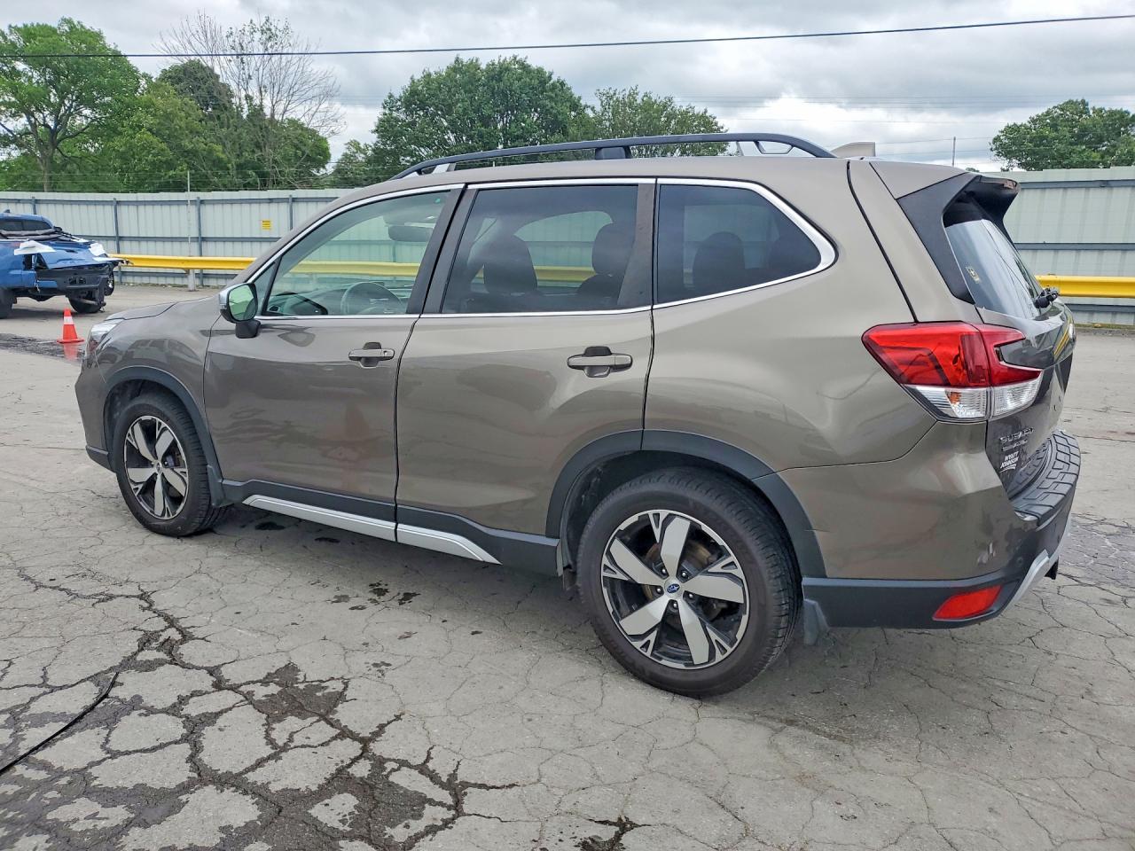 2020 SUBARU FORESTER TOURING photo 4