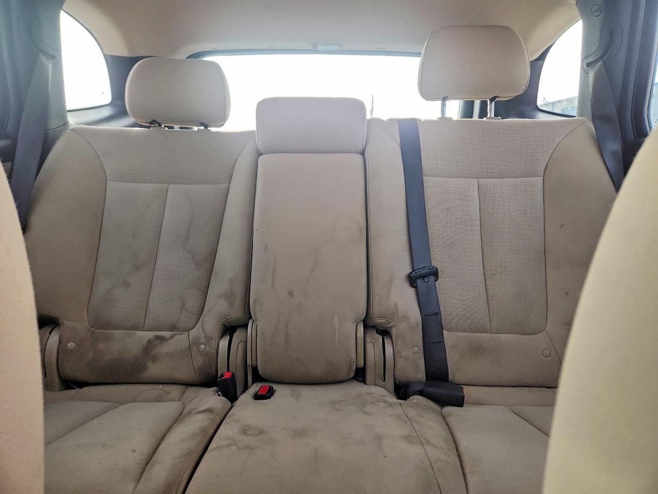 2011 HYUNDAI SANTA FE GLS photo 28