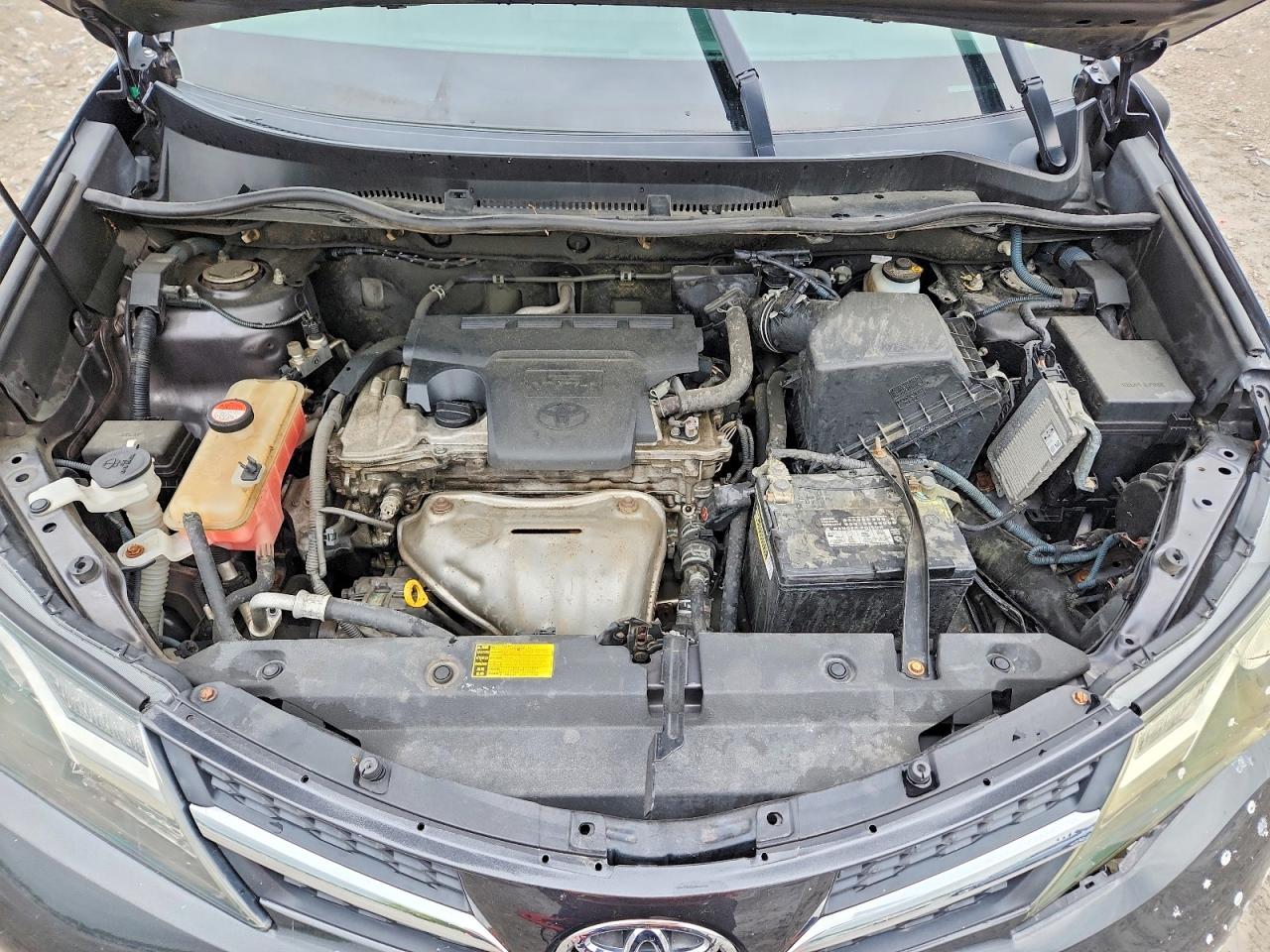 2014 TOYOTA RAV4 LE photo 12