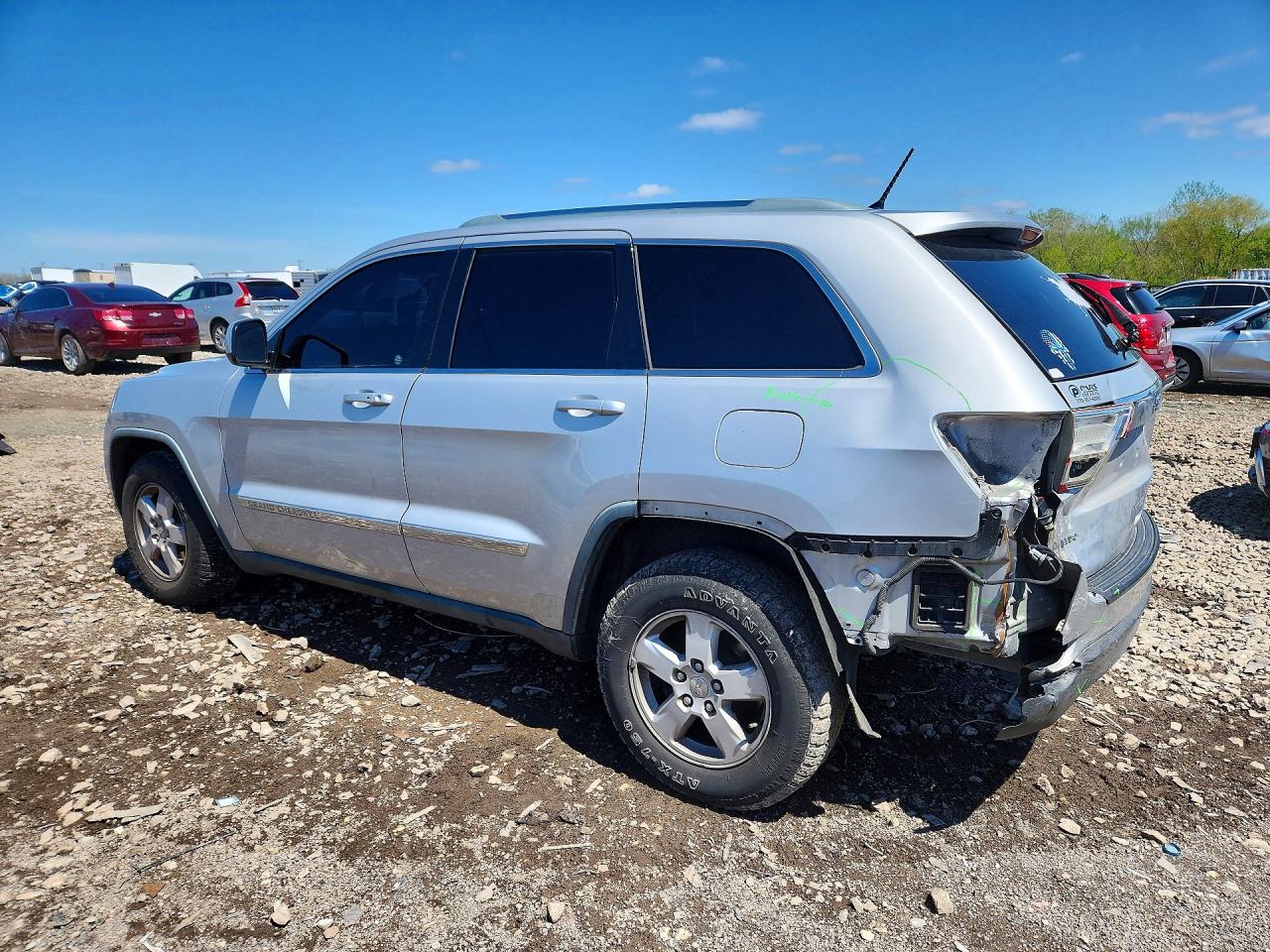 2011 JEEP GRAND CHEROKEE LAREDO photo 2