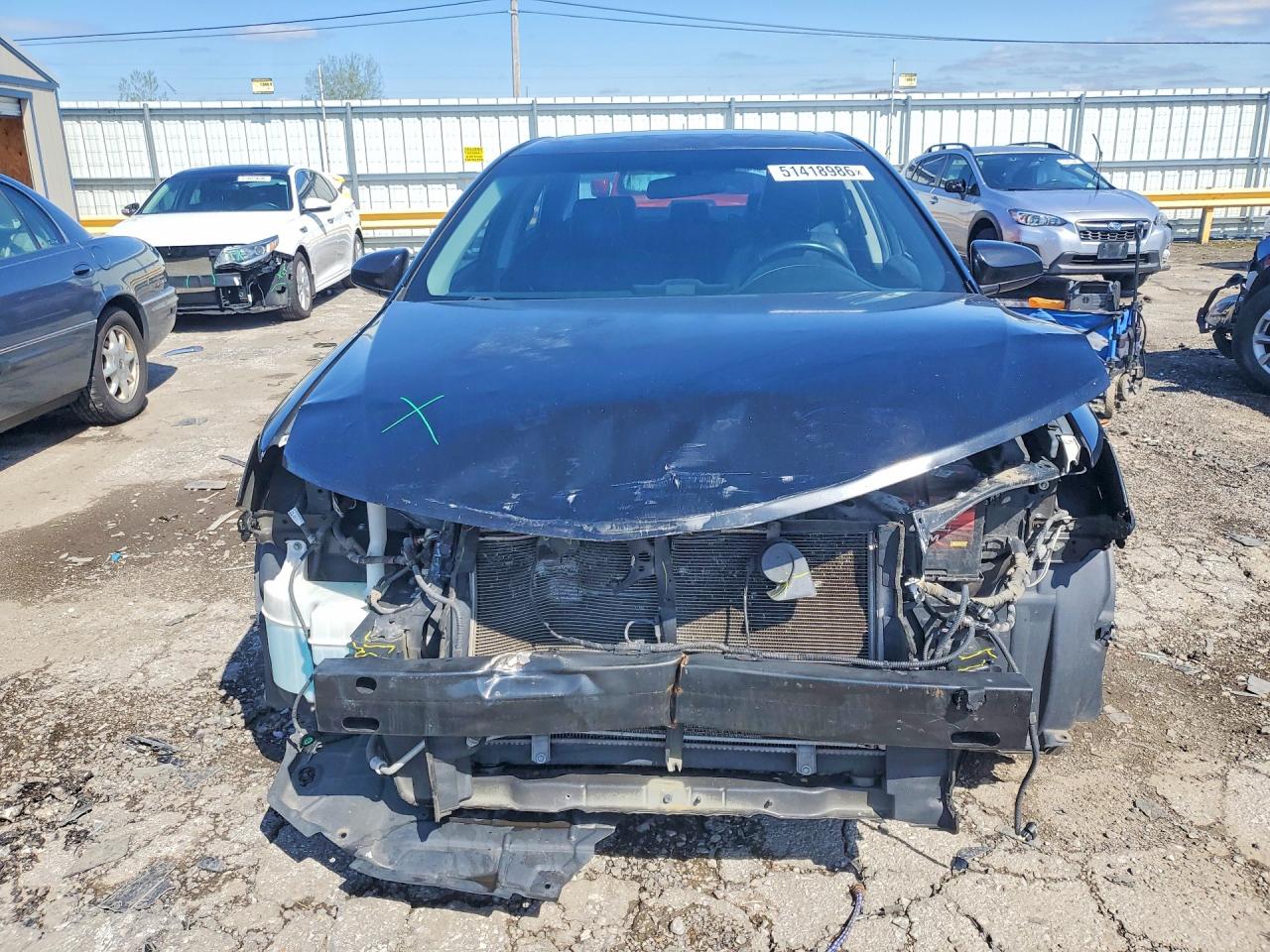 2012 TOYOTA CAMRY SE photo 13
