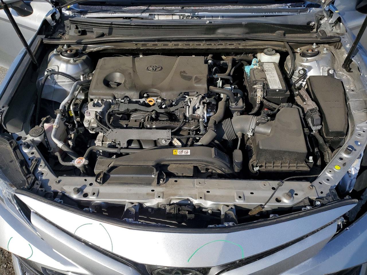 2020 TOYOTA CAMRY LE photo 21