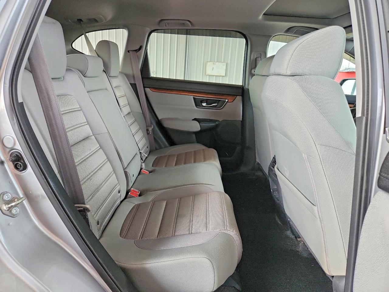 2017 HONDA CR-V EX photo 21