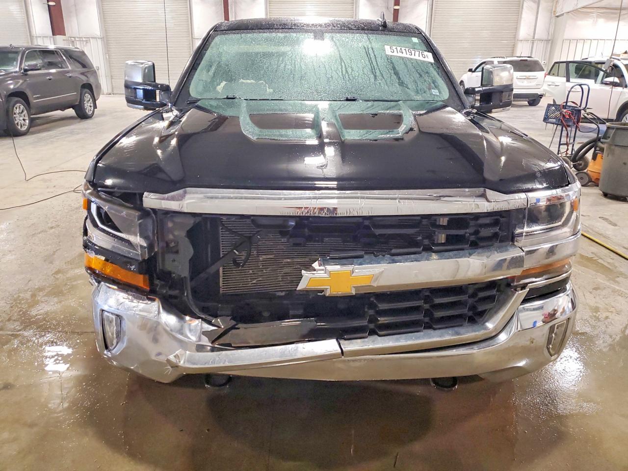 2016 CHEVROLET SILVERADO K1500 LT photo 5