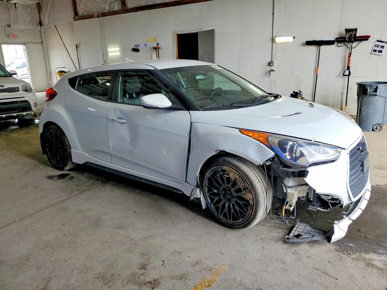 2015 HYUNDAI VELOSTER TURBO photo 7