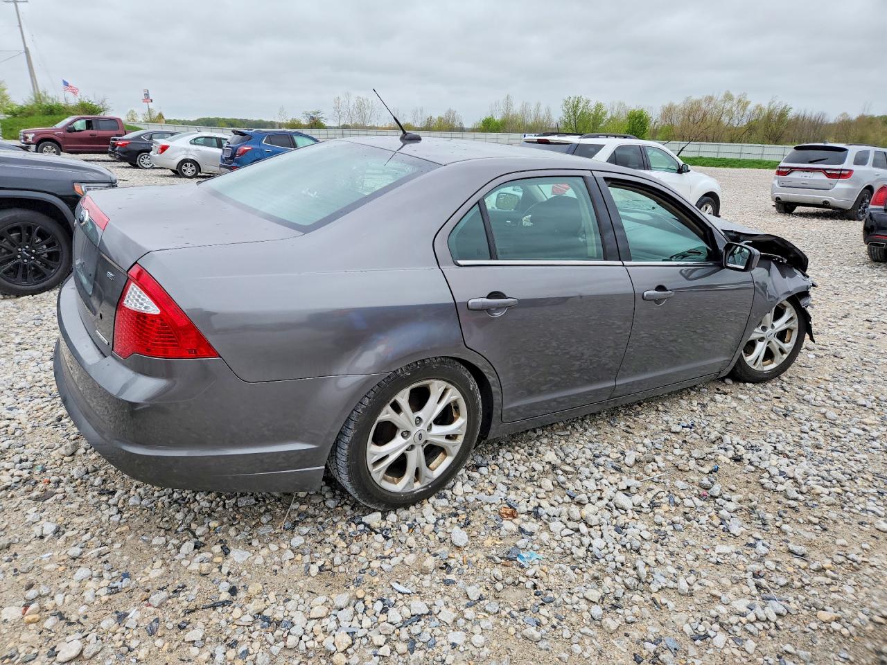 2012 FORD FUSION SE photo 3