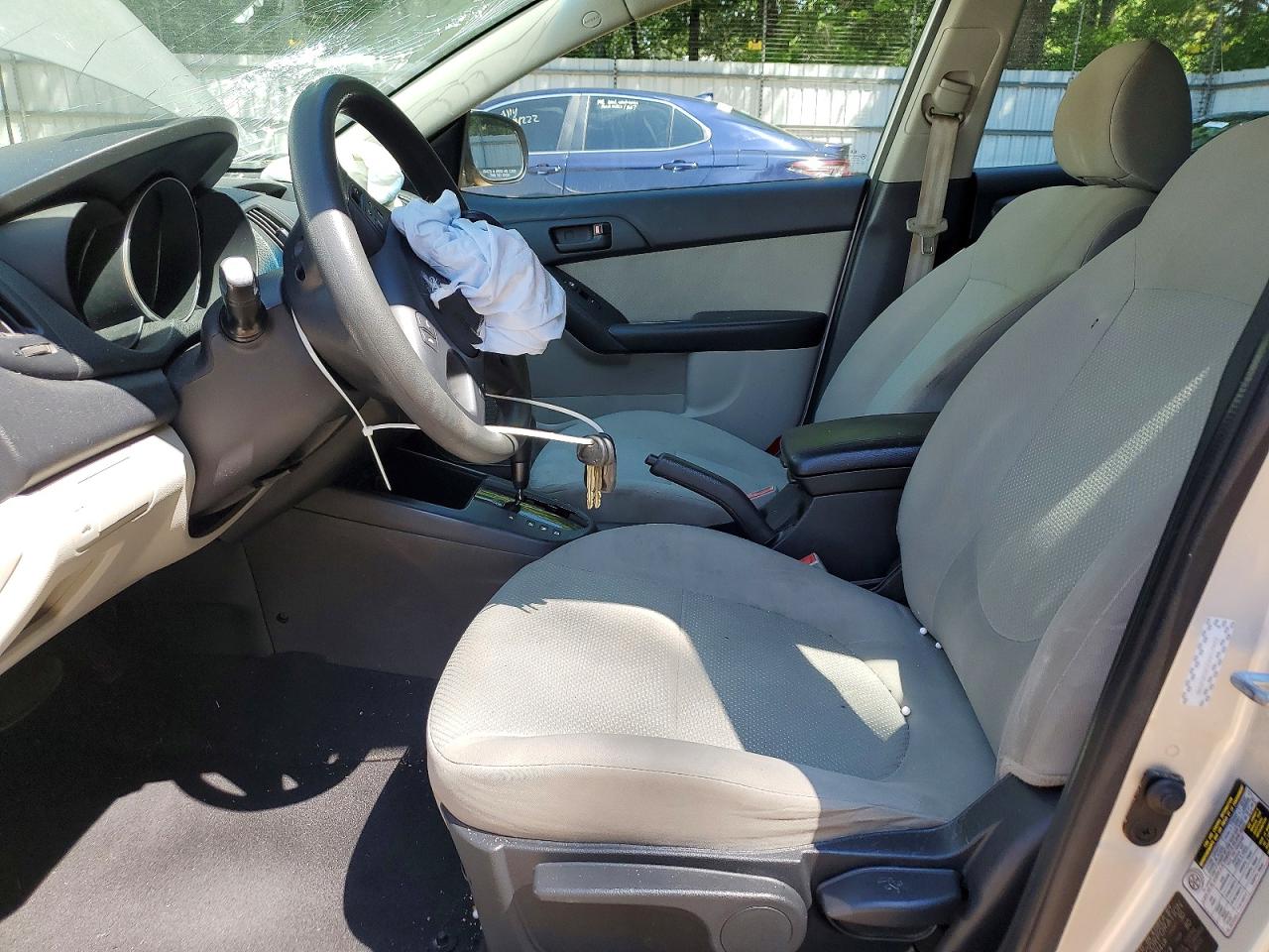 2010 KIA FORTE photo 19