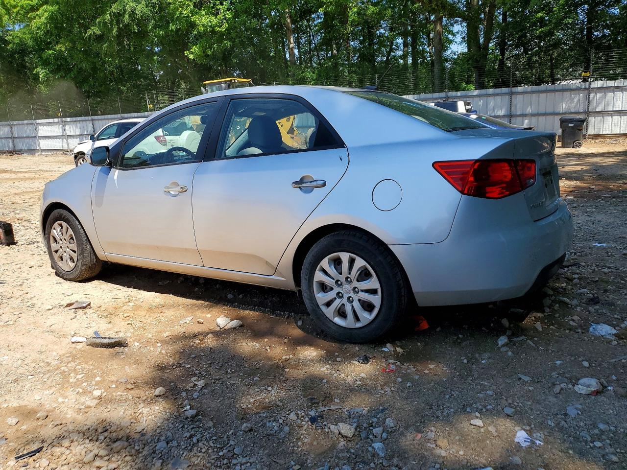 2010 KIA FORTE photo 4