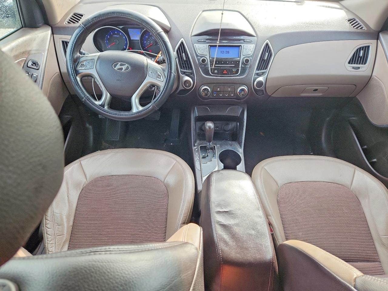 2012 HYUNDAI TUCSON GLS photo 8