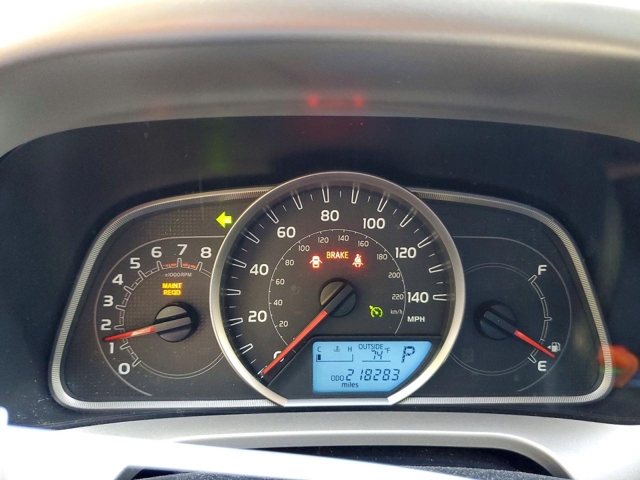 2014 TOYOTA RAV4 XLE photo 17