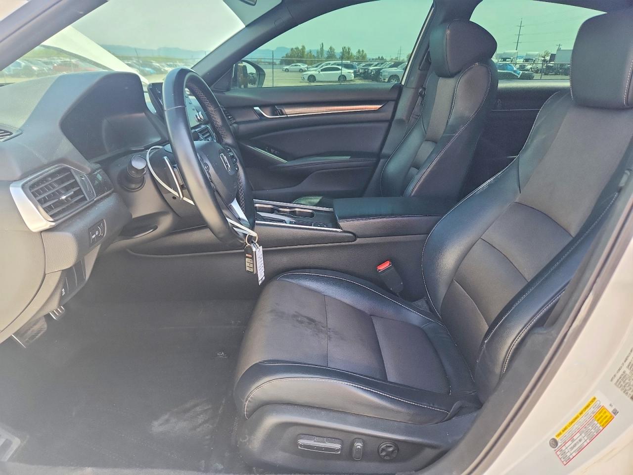 2018 HONDA ACCORD SPORT photo 19