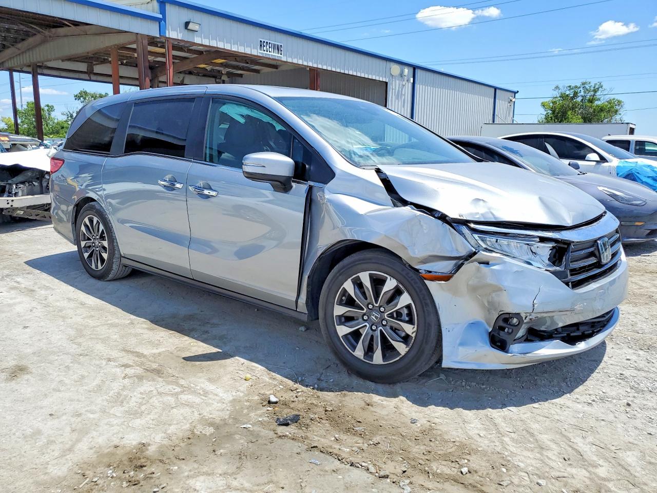 2024 HONDA ODYSSEY EXL photo 4