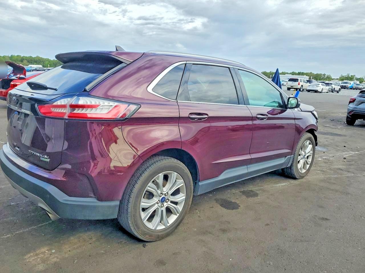 2020 FORD EDGE TITANIUM photo 5