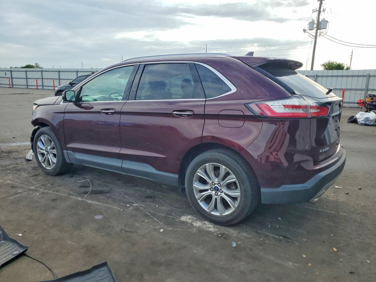 2020 FORD EDGE TITANIUM photo 3