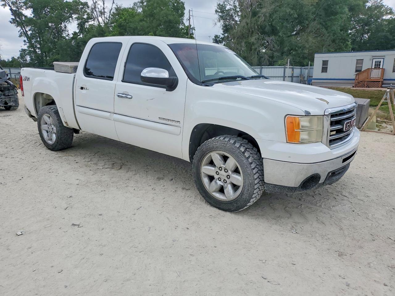 2012 GMC SIERRA C1500 SLE photo 10