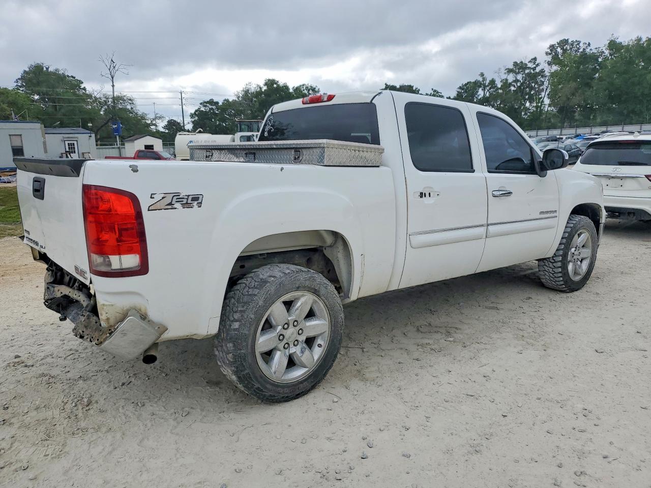 2012 GMC SIERRA C1500 SLE photo 7