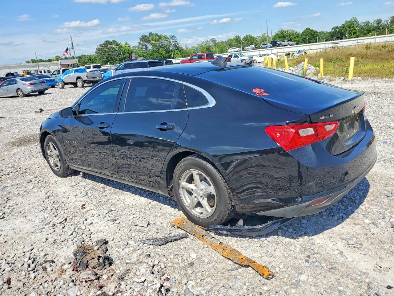 2018 CHEVROLET MALIBU LS photo 3