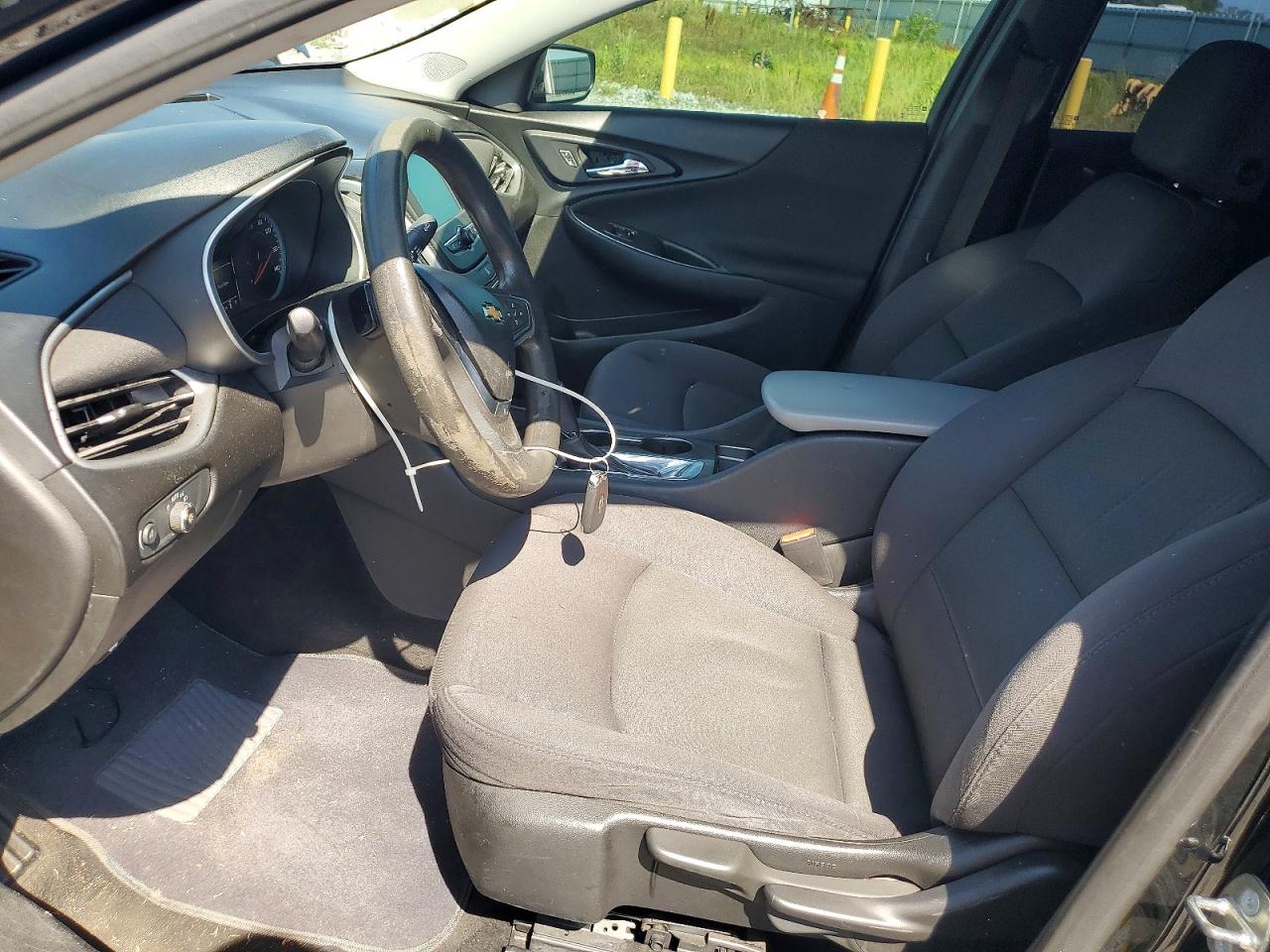 2018 CHEVROLET MALIBU LS photo 13