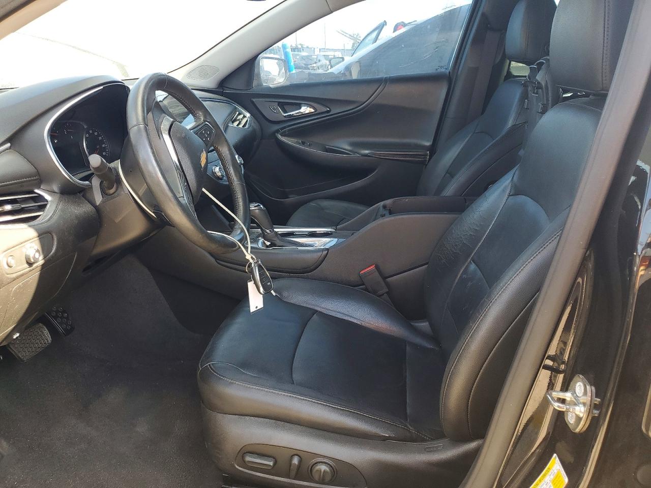 2018 CHEVROLET MALIBU LT photo 13