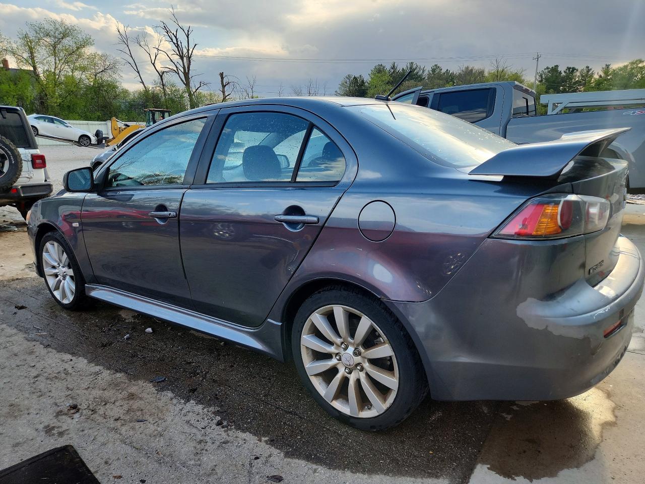2010 MITSUBISHI LANCER GTS photo 4