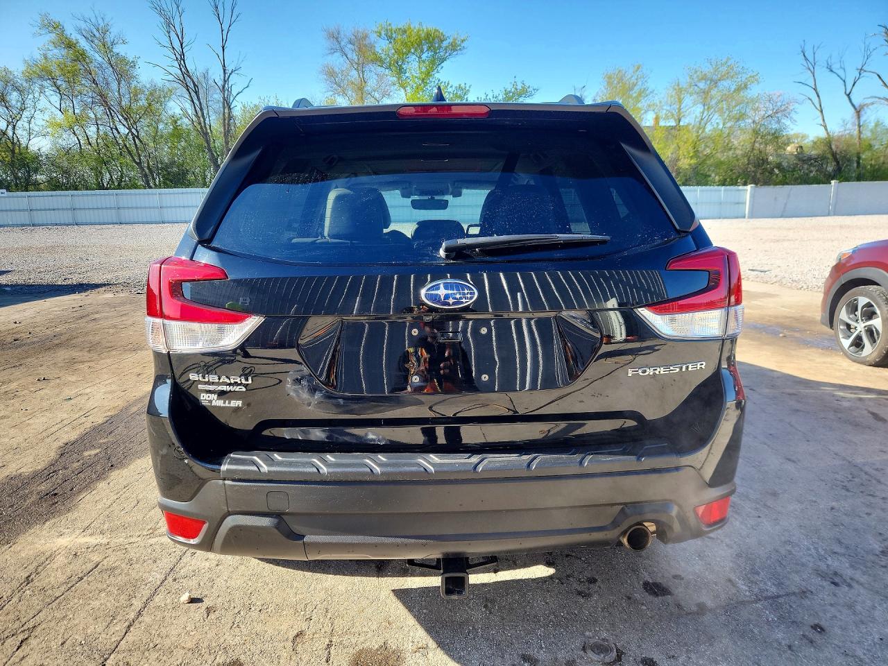 2019 SUBARU FORESTER LIMITED photo 16
