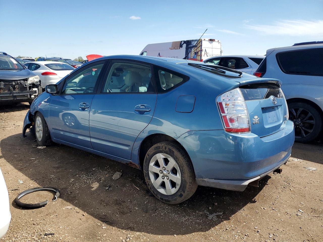 2008 TOYOTA PRIUS BASE photo 2