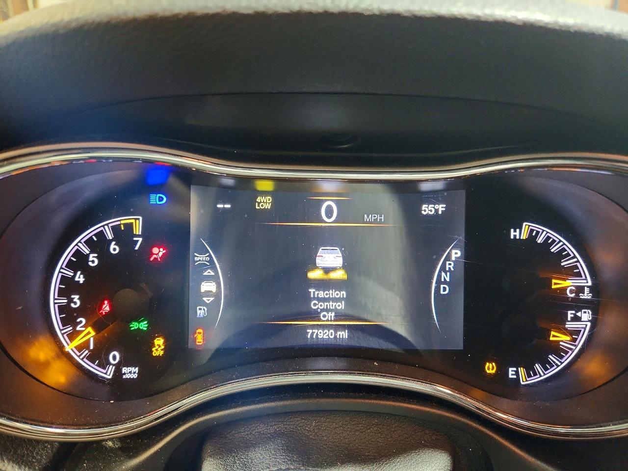 2019 JEEP GRAND CHEROKEE LAREDO photo 17