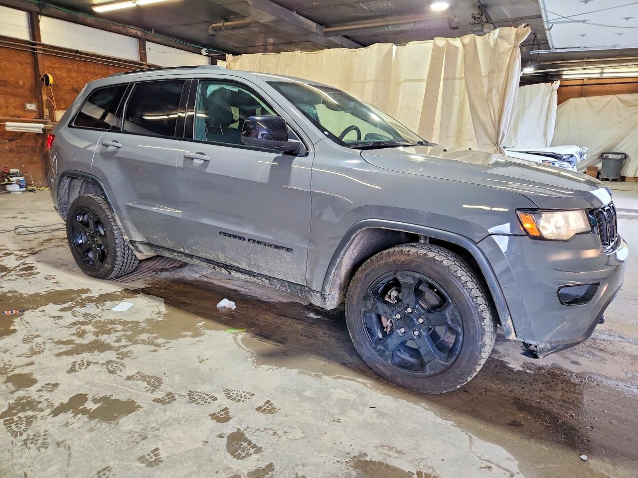 2019 JEEP GRAND CHEROKEE LAREDO photo 7