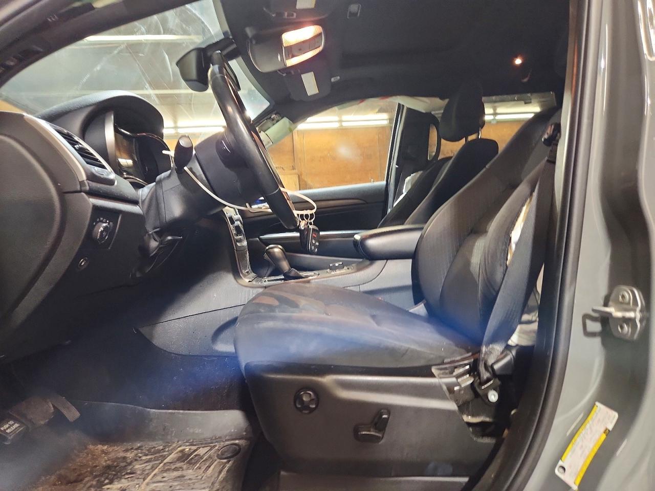 2019 JEEP GRAND CHEROKEE LAREDO photo 13