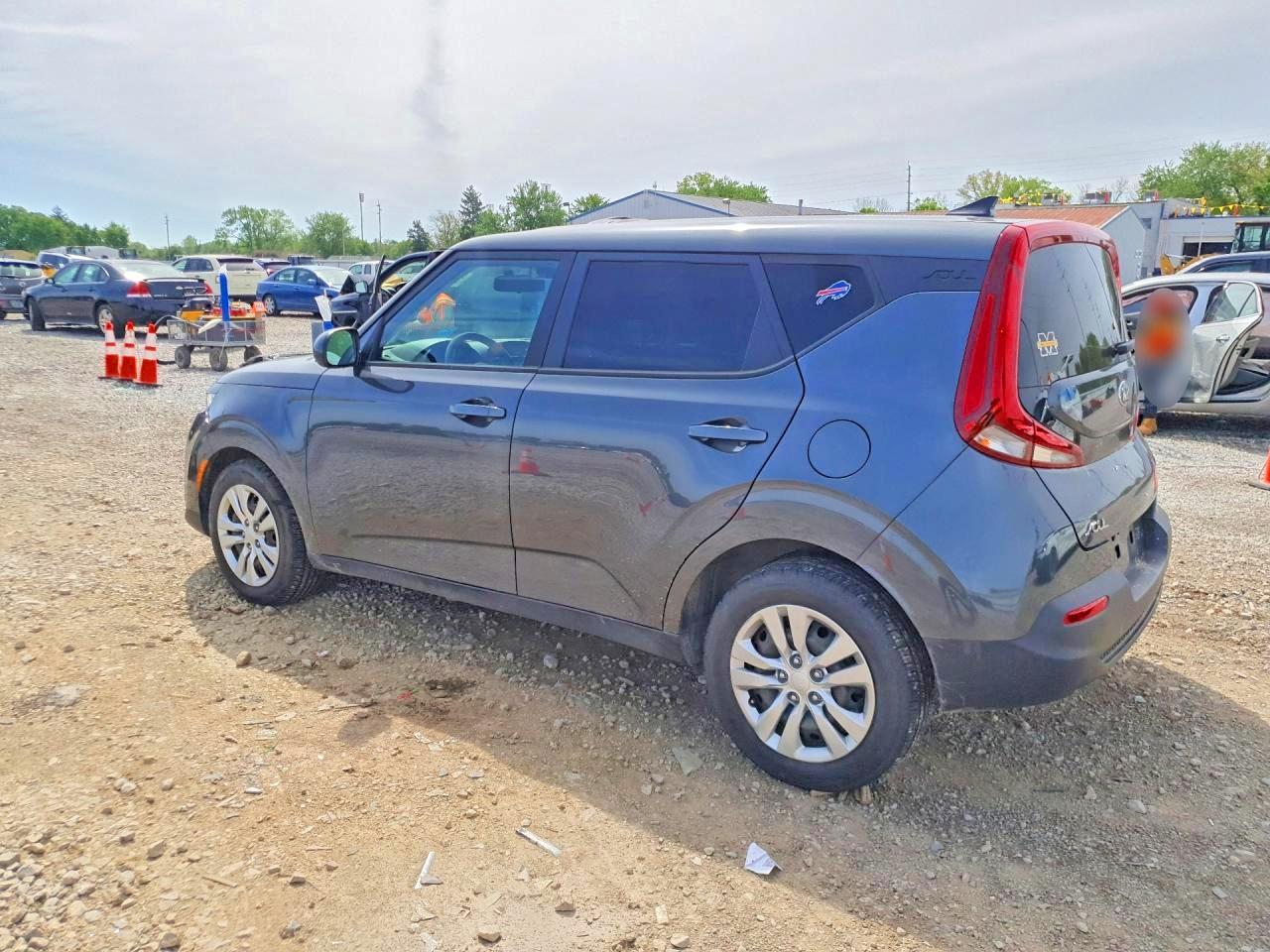 2021 KIA SOUL LX photo 3
