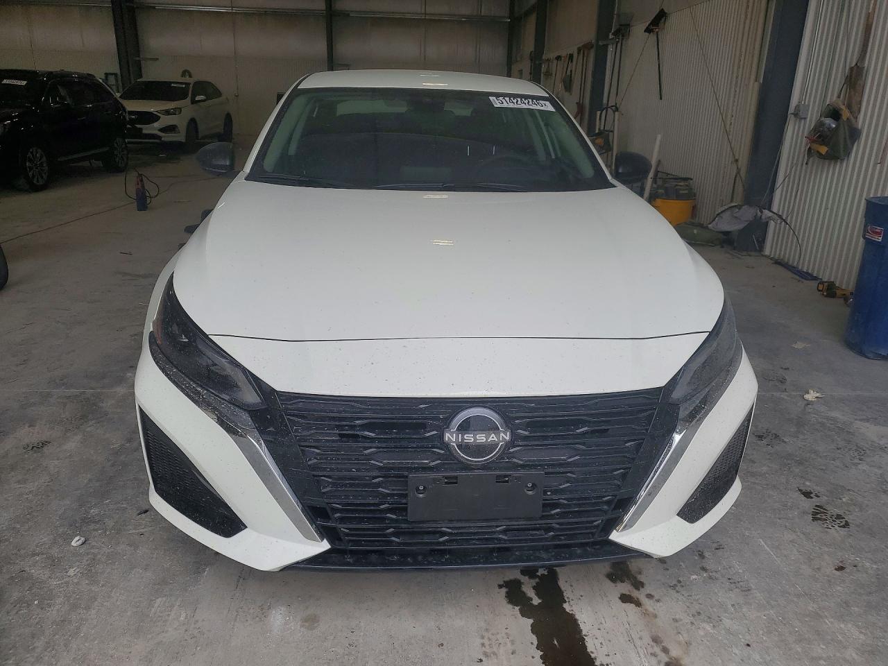 2025 NISSAN ALTIMA SV photo 13