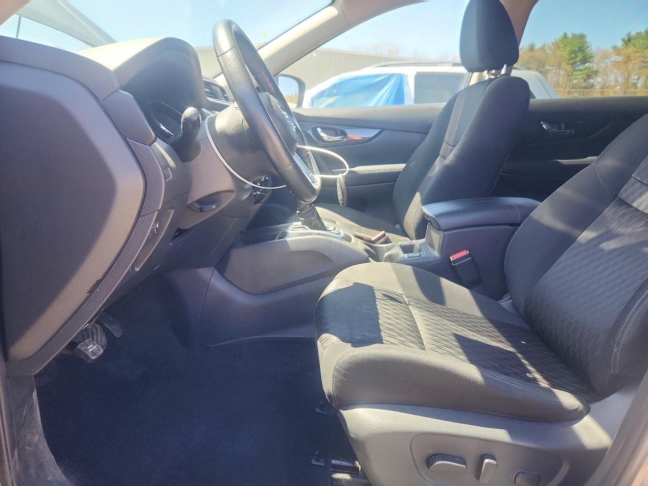 2018 NISSAN ROGUE SV photo 13