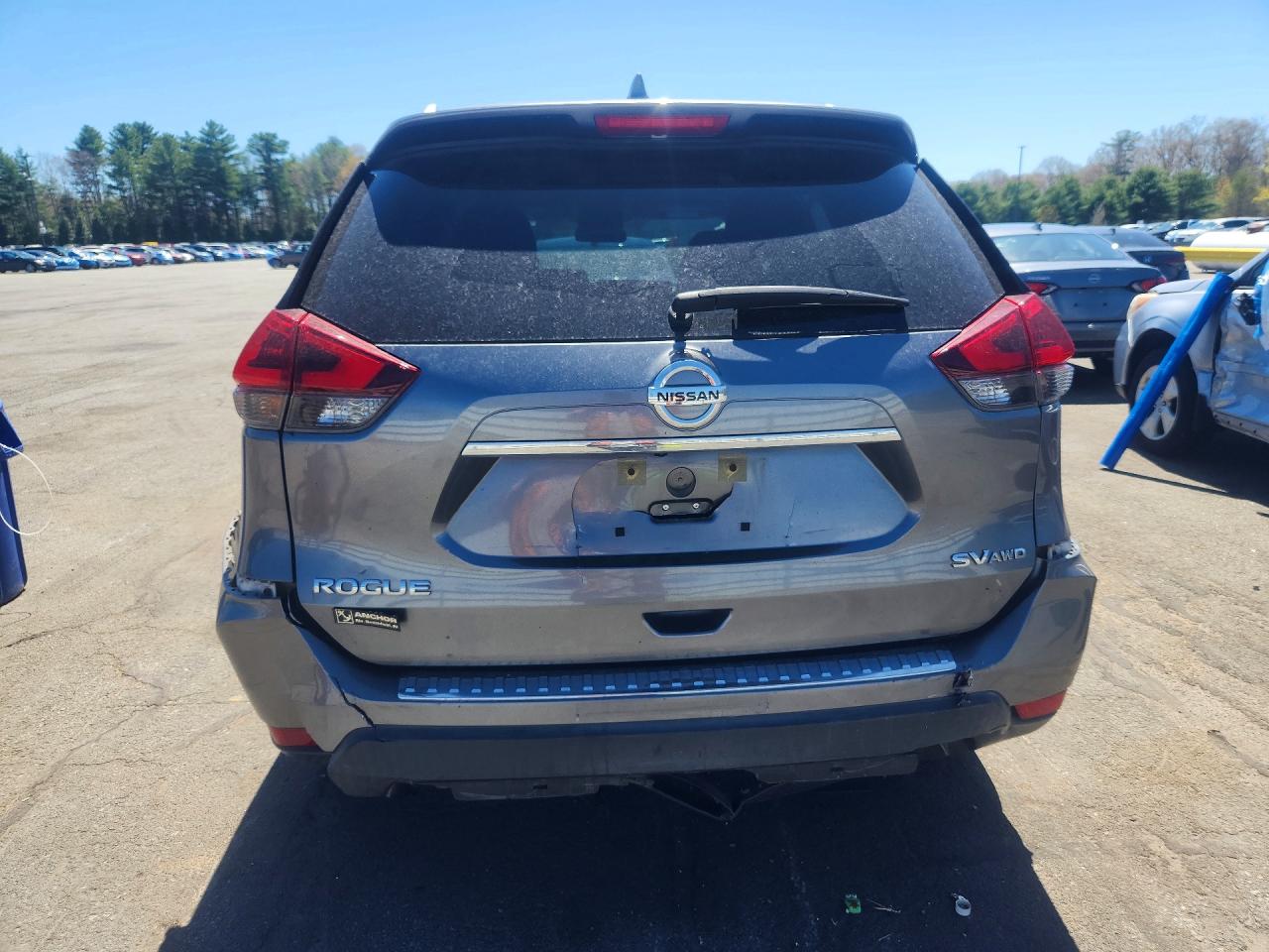 2018 NISSAN ROGUE SV photo 11