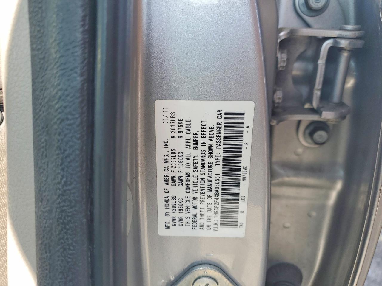 2011 HONDA ACCORD LXP photo 13