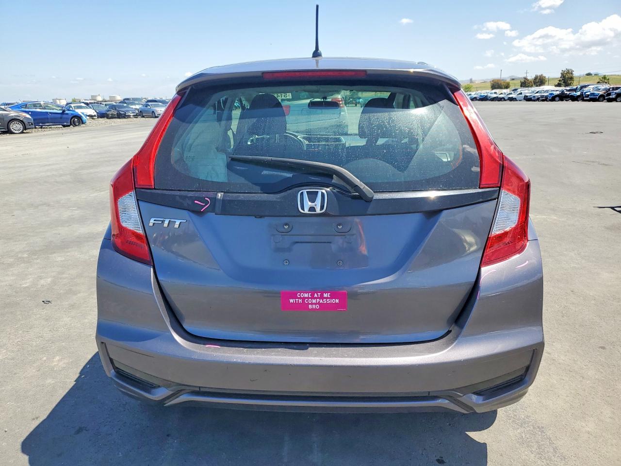 2018 HONDA FIT LX photo 19