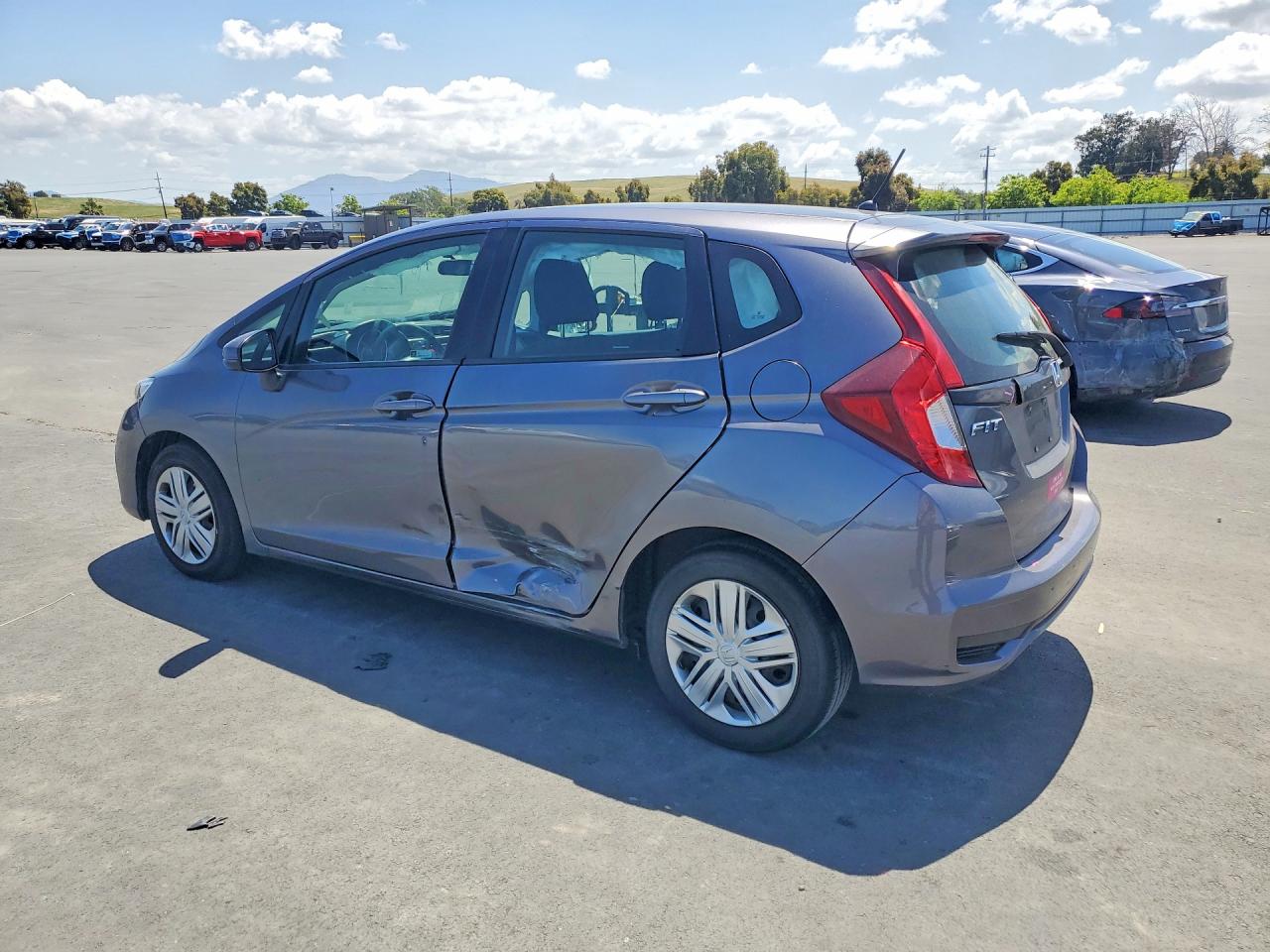 2018 HONDA FIT LX photo 4