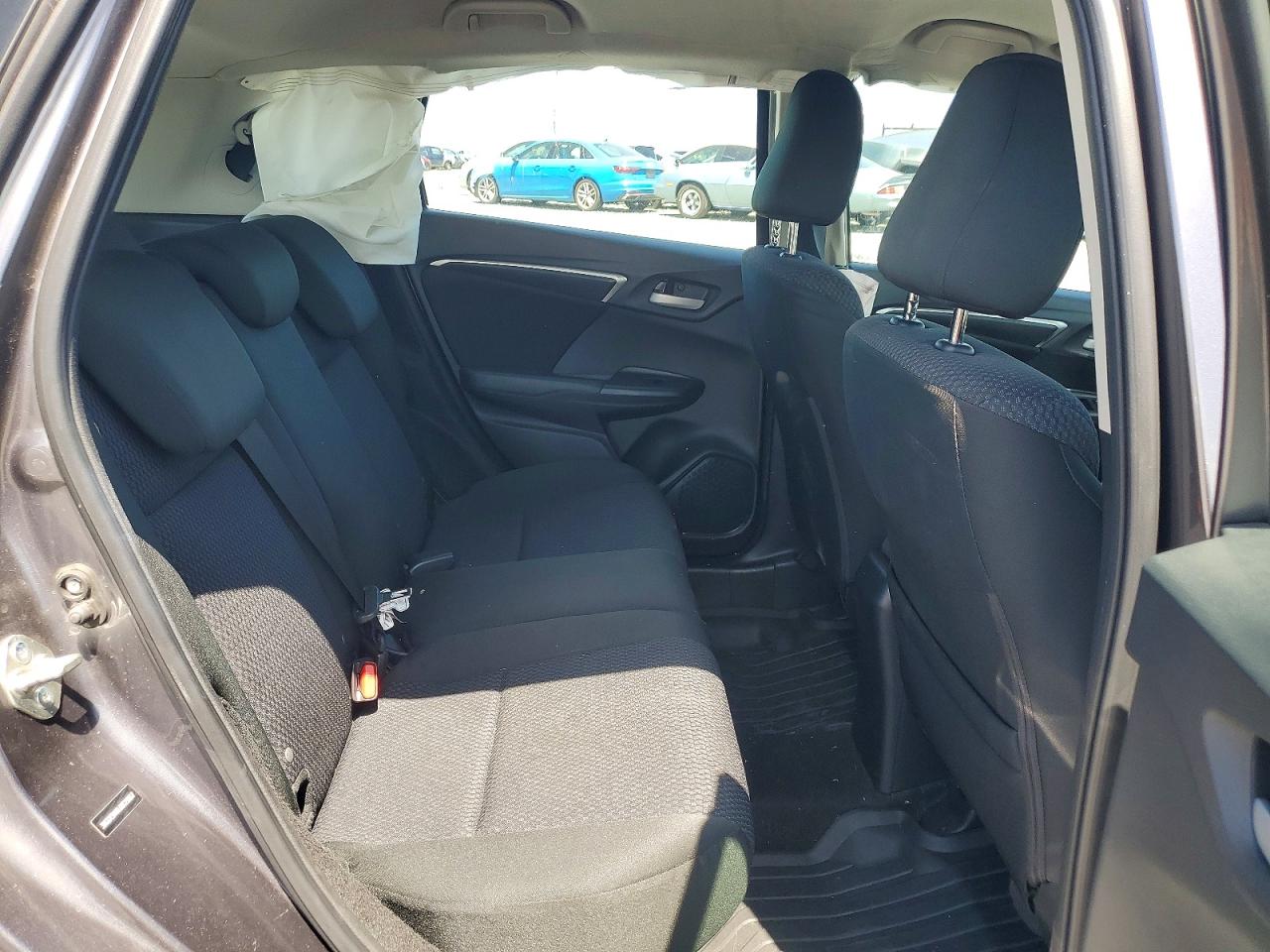 2018 HONDA FIT LX photo 31