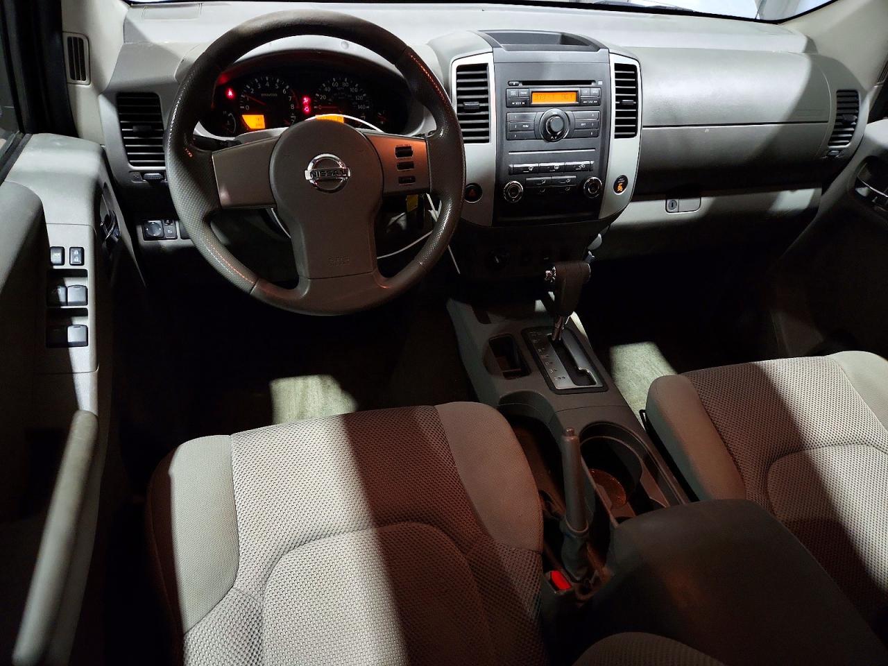 2010 NISSAN FRONTIER SE V6 photo 8
