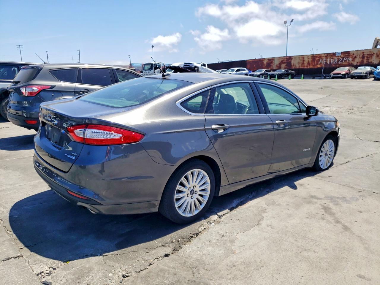 2016 FORD FUSION HYBRID photo 5