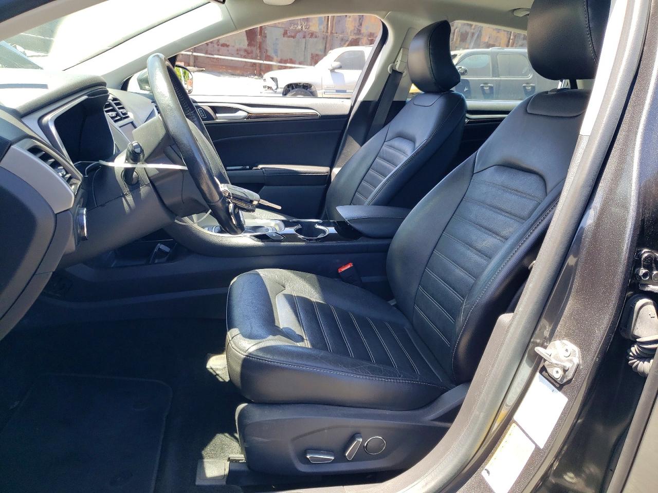 2016 FORD FUSION HYBRID photo 13
