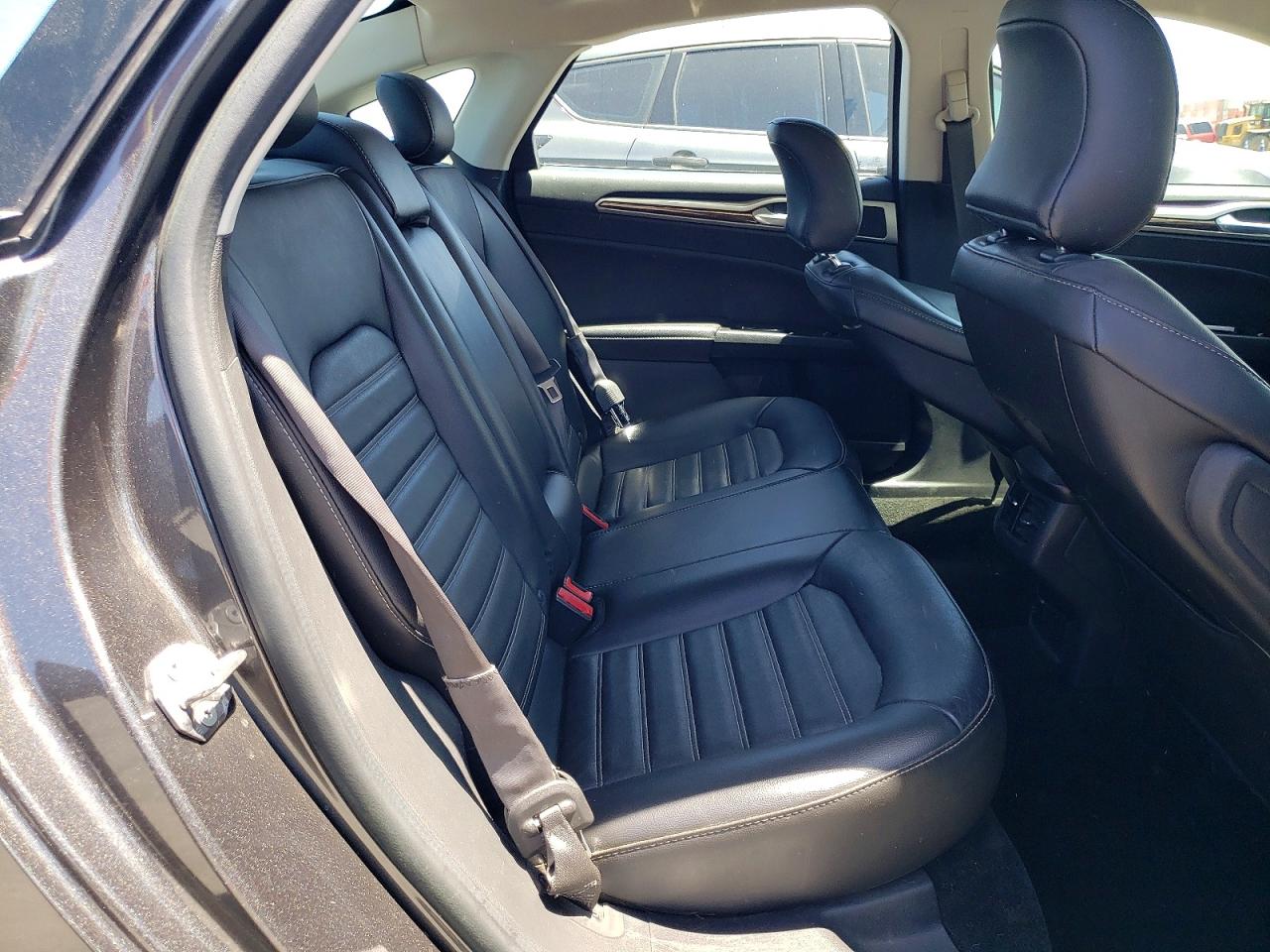 2016 FORD FUSION HYBRID photo 19