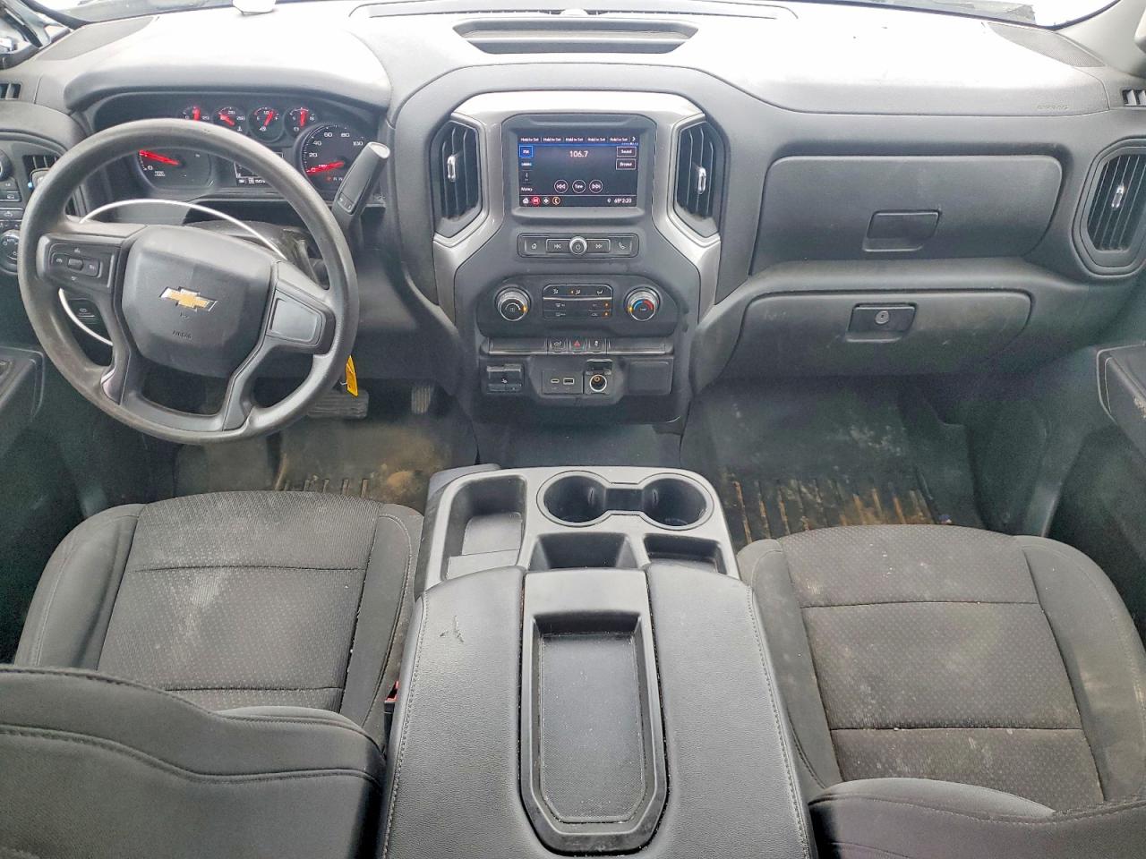 2021 CHEVROLET SILVERADO K1500 CUSTOM photo 22