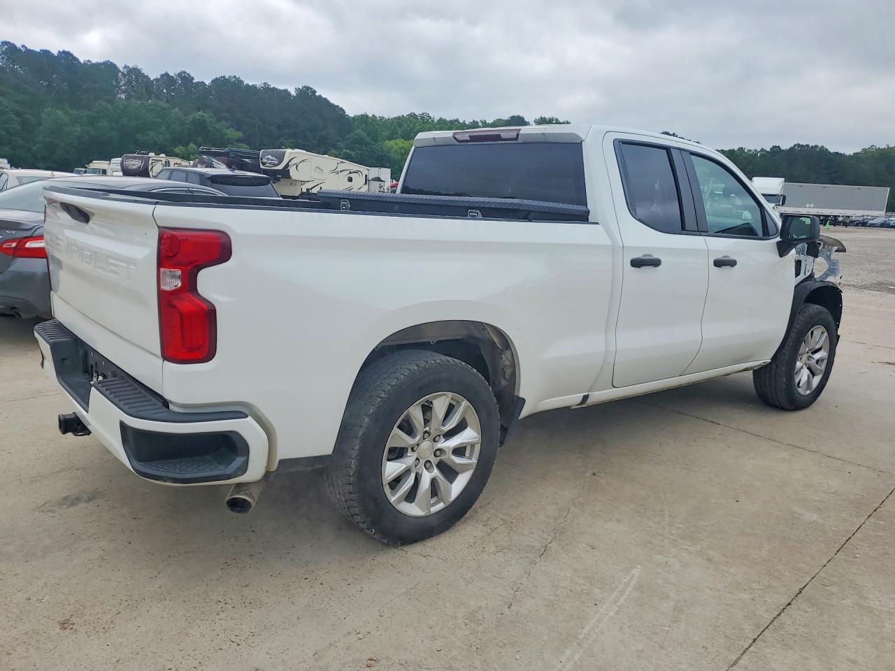 2021 CHEVROLET SILVERADO K1500 CUSTOM photo 7