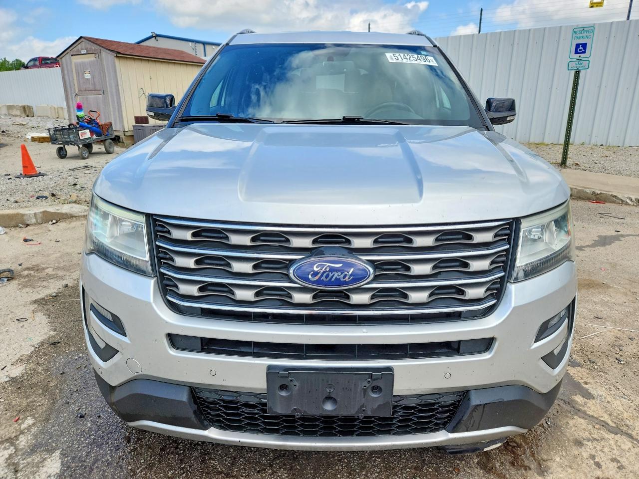 2016 FORD EXPLORER XLT photo 5