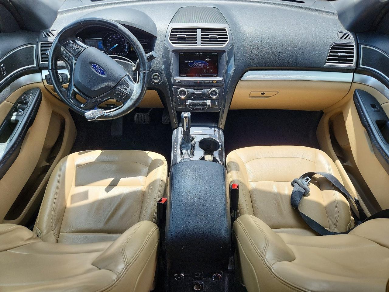 2016 FORD EXPLORER XLT photo 8