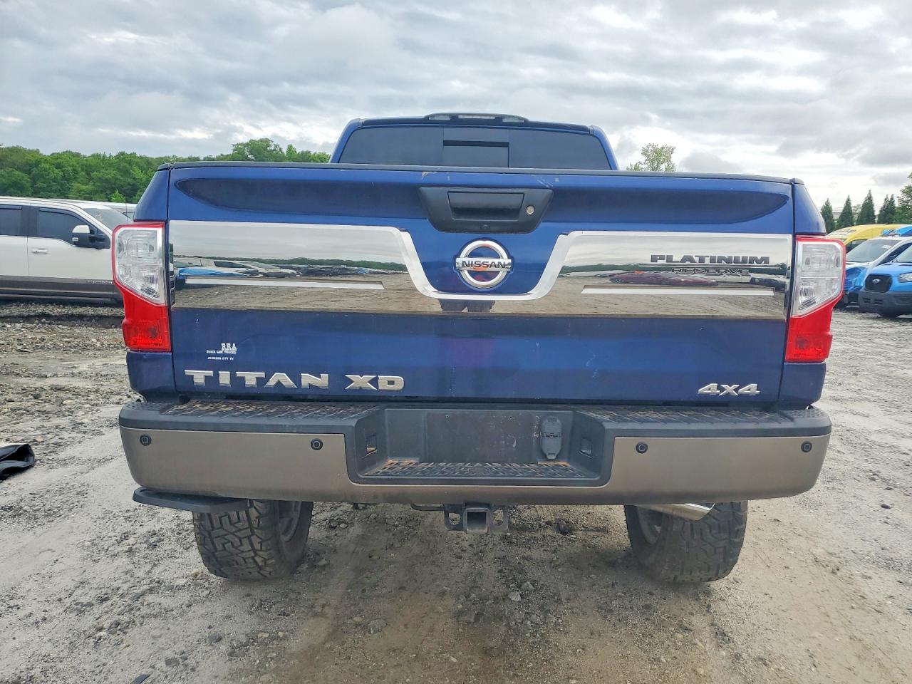 2018 NISSAN TITAN XD PLATINUM RESERVE photo 6