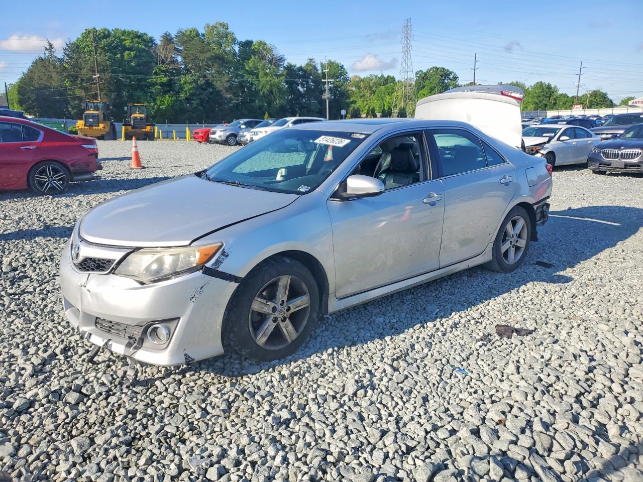 2014 TOYOTA CAMRY